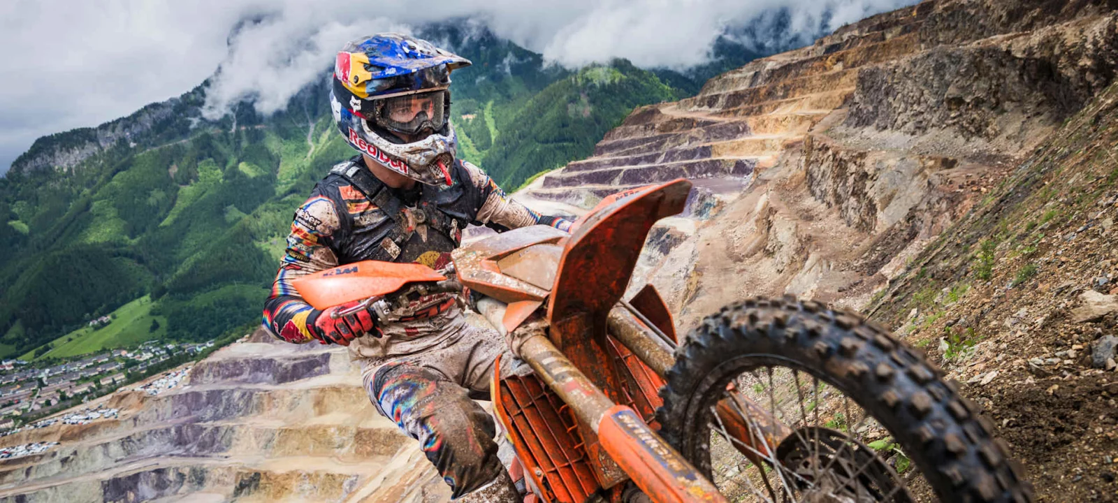 Red Bull Erzbergrodeo 2026: 1.500 pilotos, una montaña, 15 finalistas