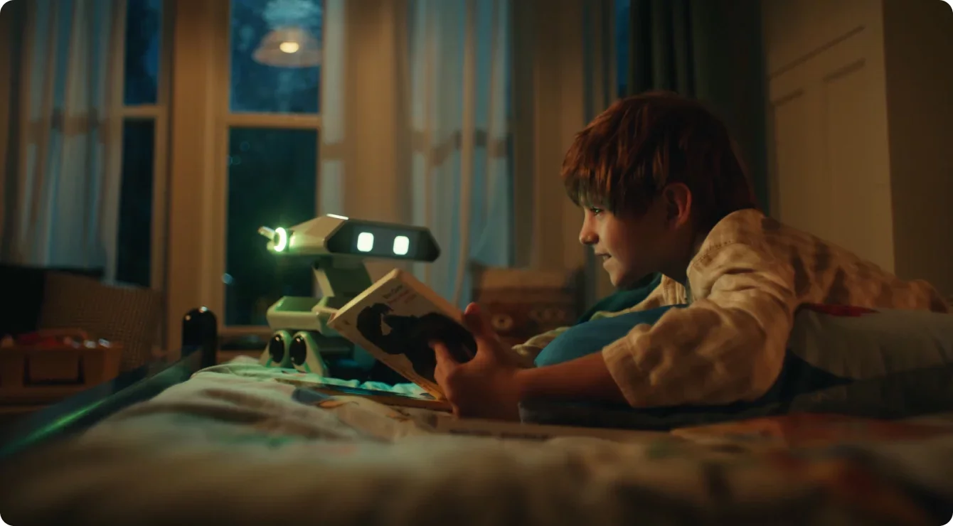 Yonbo X1: el robot para niños con rostro en pantalla, memoria y más de 600 expresiones
